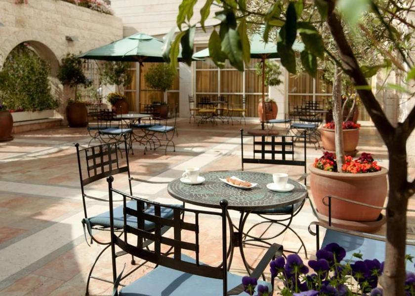  Jerusalem interior view