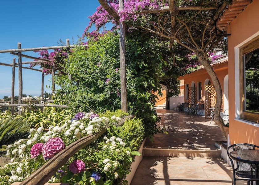 Campania Anacapri Exterior Detail