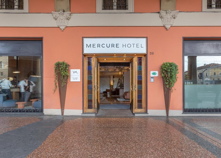 Emilia-Romagna Bologna entrance