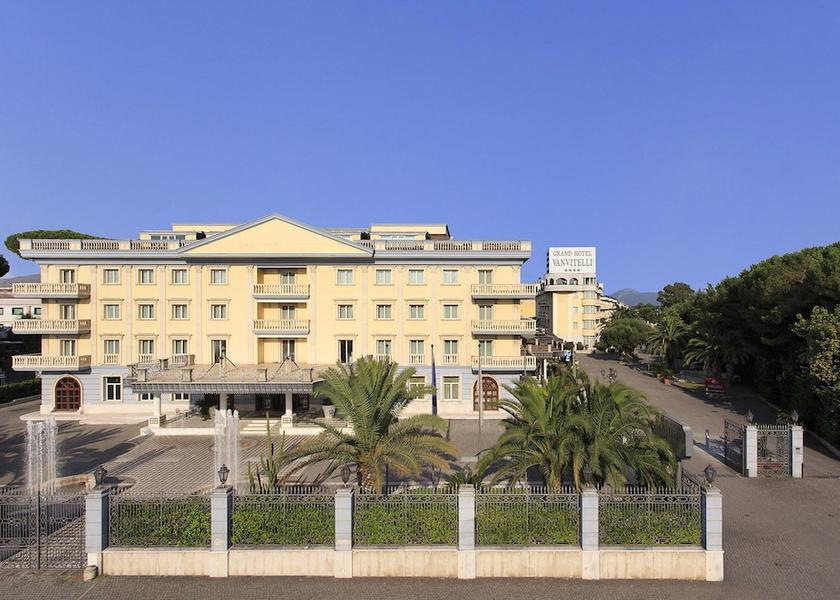 Campania San Marco Evangelista Front of property