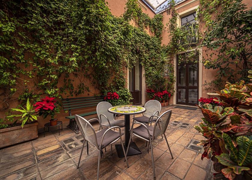 Sicily Catania Garden