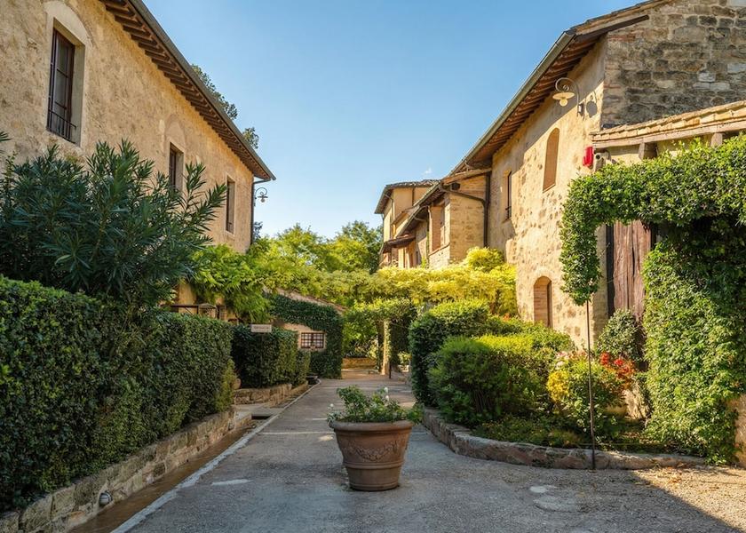 Tuscany Colle di Val d'Elsa Property entrance