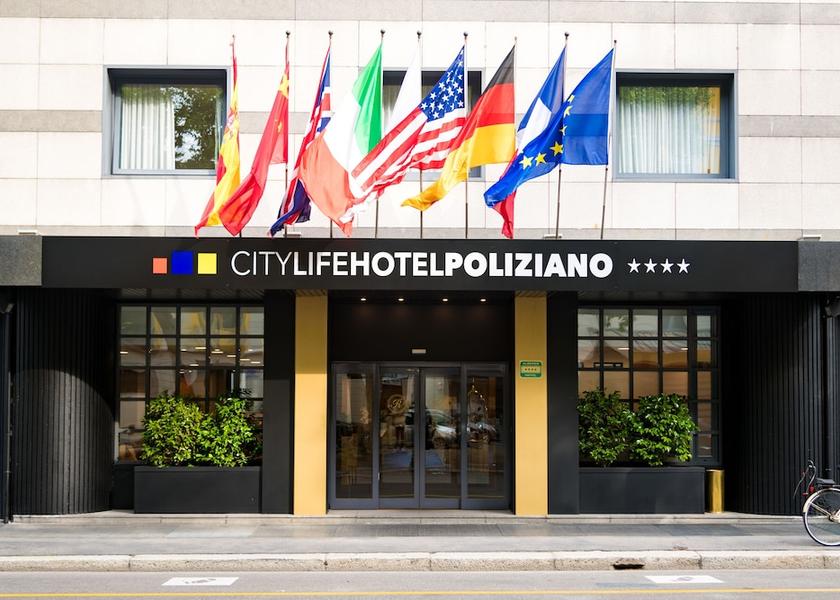 Lombardy Milan Entrance