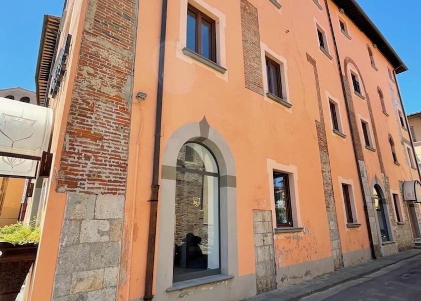 Tuscany Pisa Facade