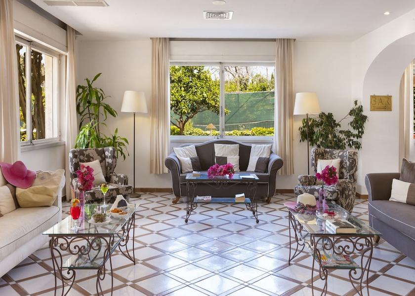 Campania Sant'Agnello Lobby sitting area
