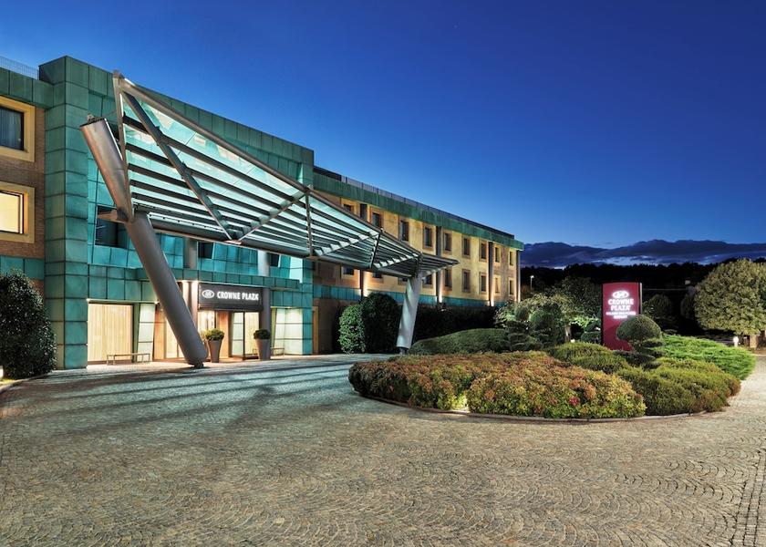 Lombardy Somma Lombardo Front of property - evening/night