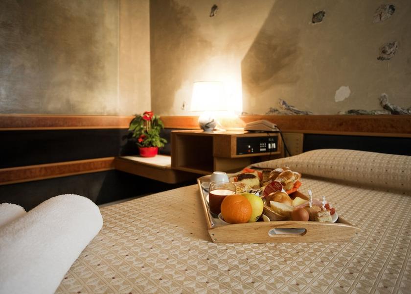 Piedmont Turin Room