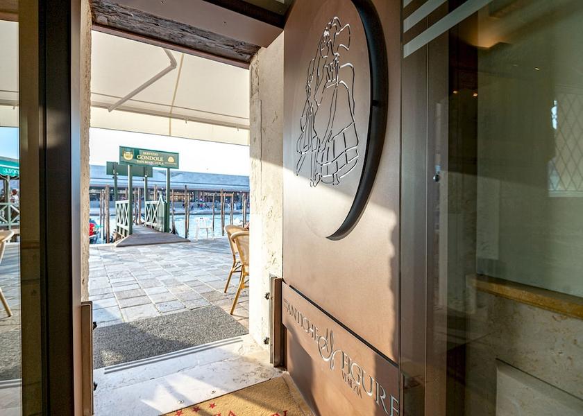 Veneto Venice Interior Entrance