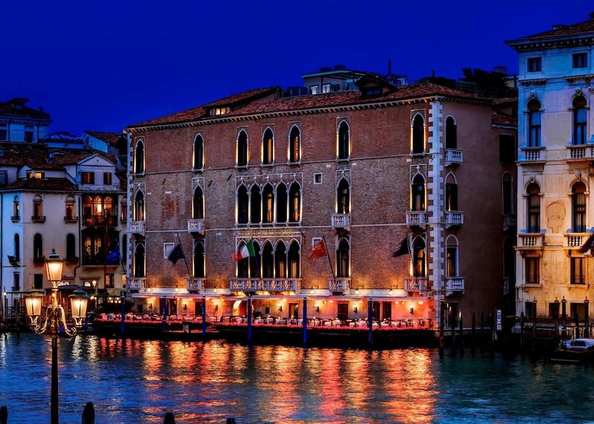Veneto Venice Exterior Detail