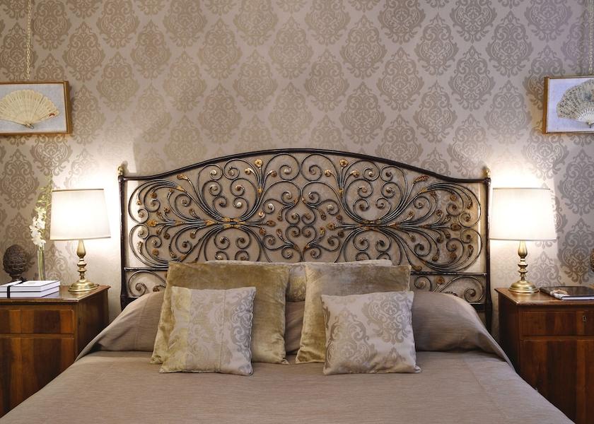 Veneto Venice Room