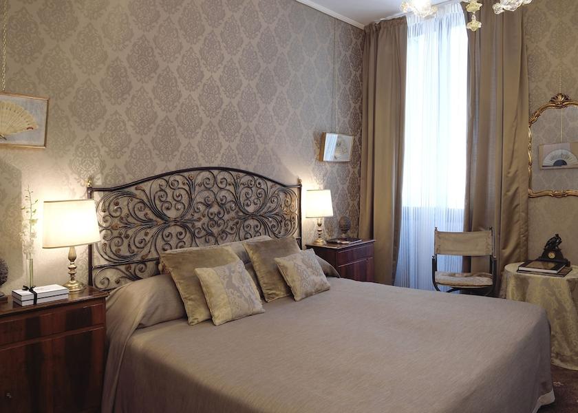 Veneto Venice Room