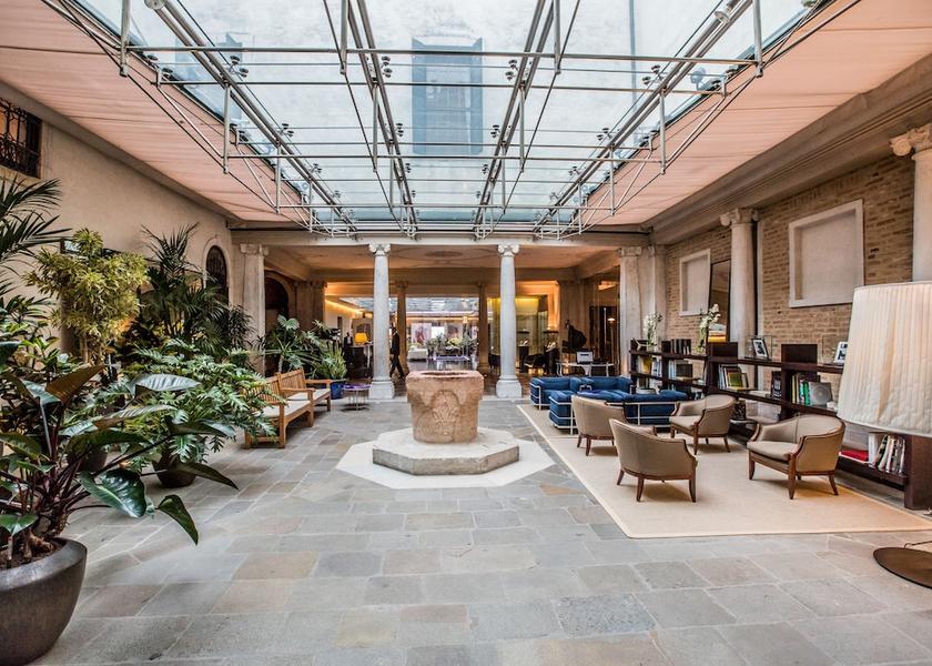 Veneto Venice Lobby lounge