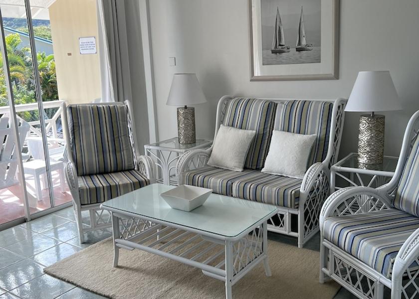  Gros Islet Living area
