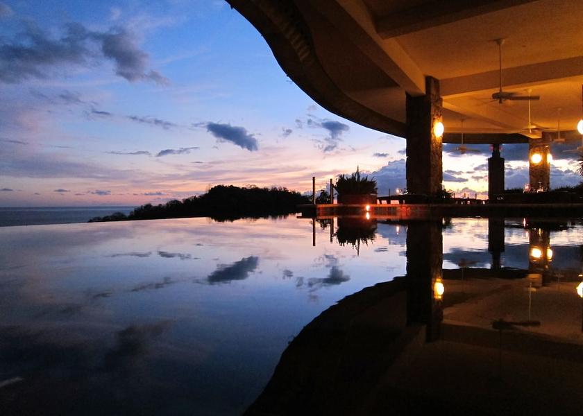  Soufriere Infinity Pool