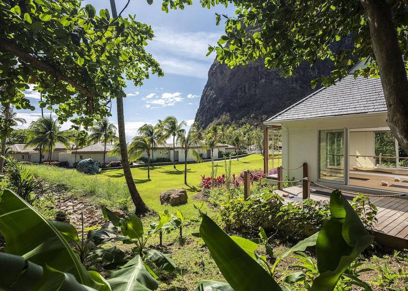  Soufriere Exterior Detail