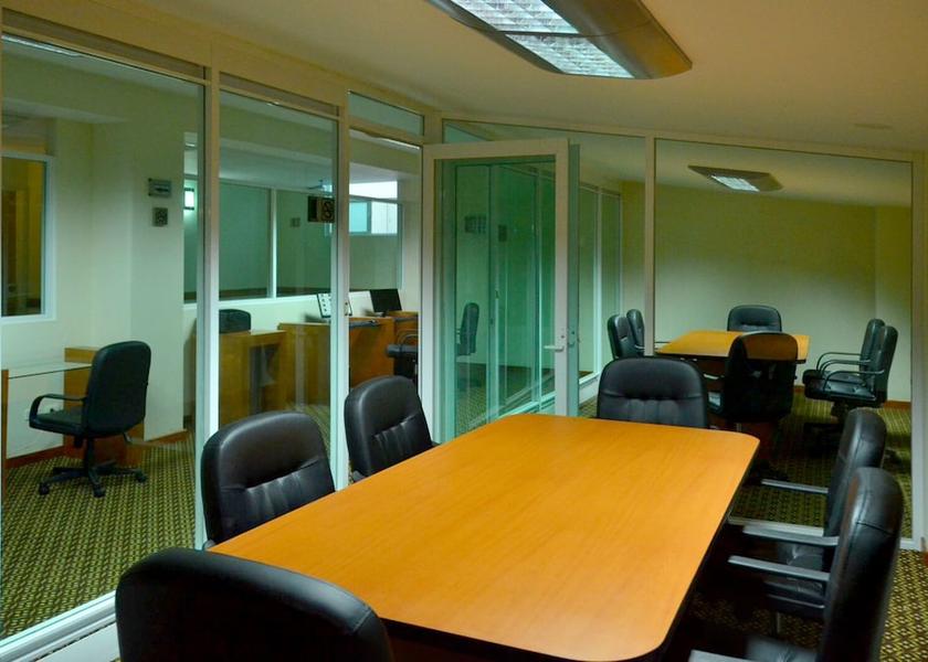 Durango Durango Meeting Room