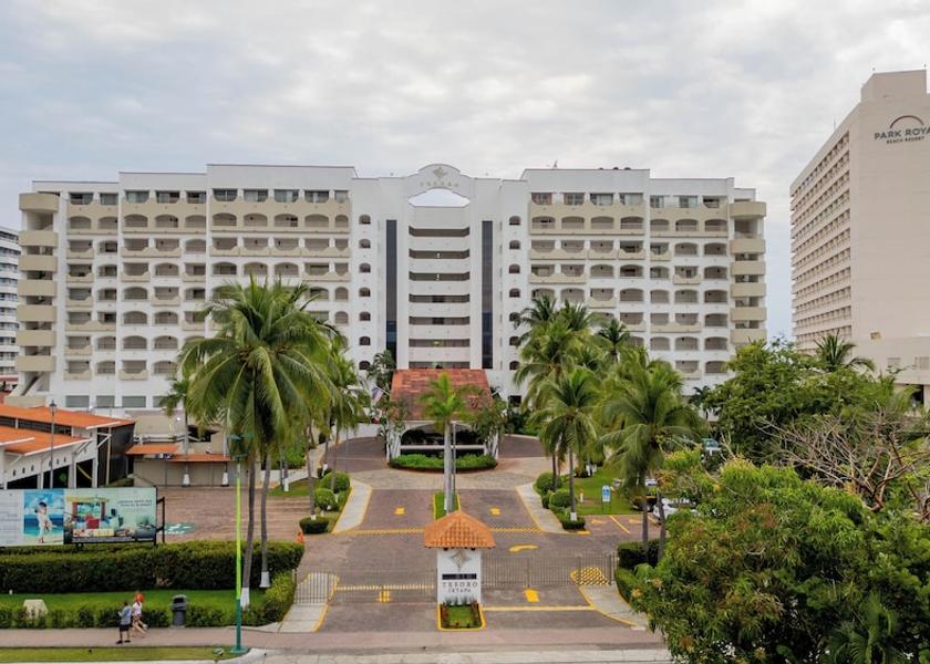 Guerrero Ixtapa Facade