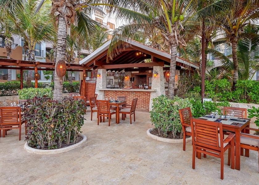 Quintana Roo Cancun Restaurant
