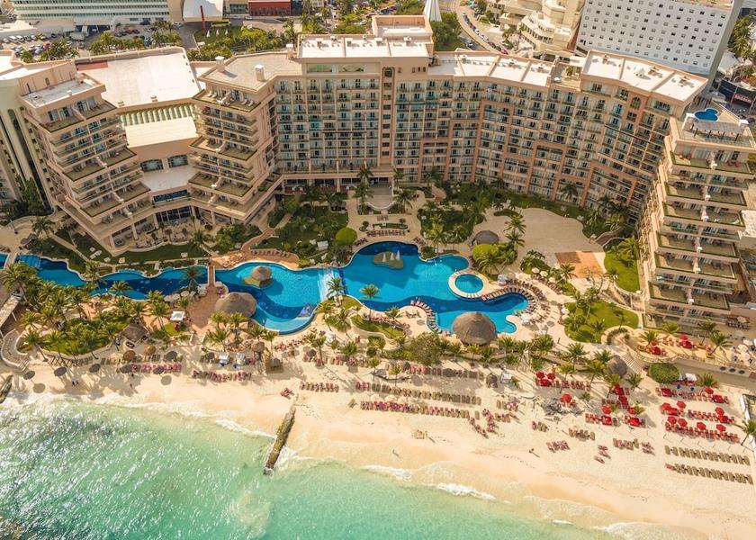Quintana Roo Cancun Exterior Detail