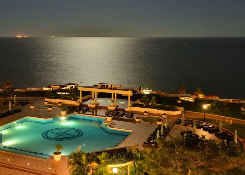  Maputo Exterior Detail