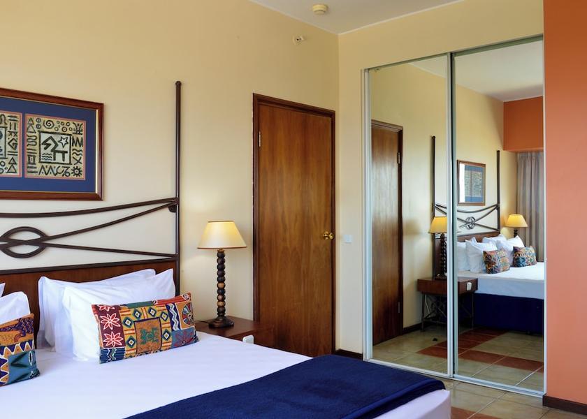  Maputo Room