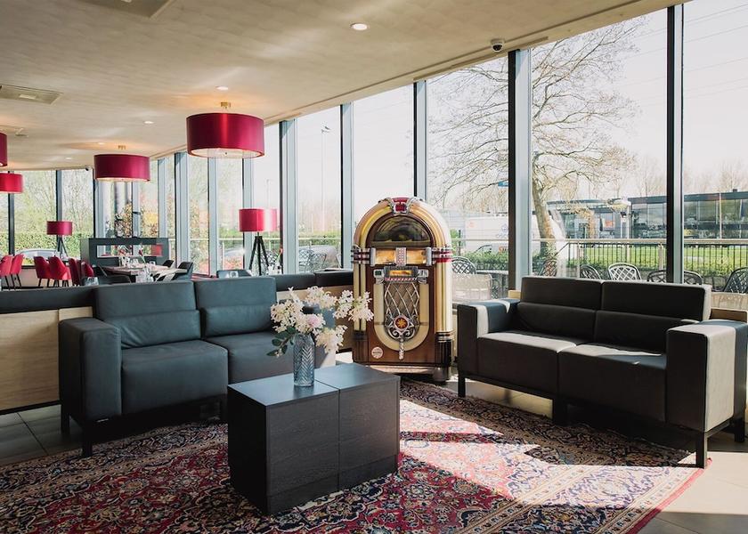 South Holland Barendrecht Lobby sitting area