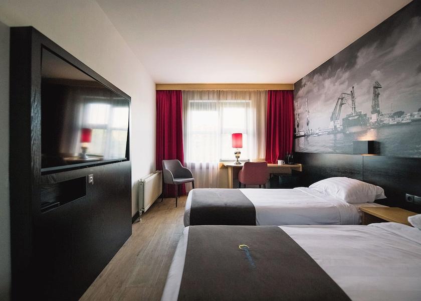 South Holland Barendrecht Room
