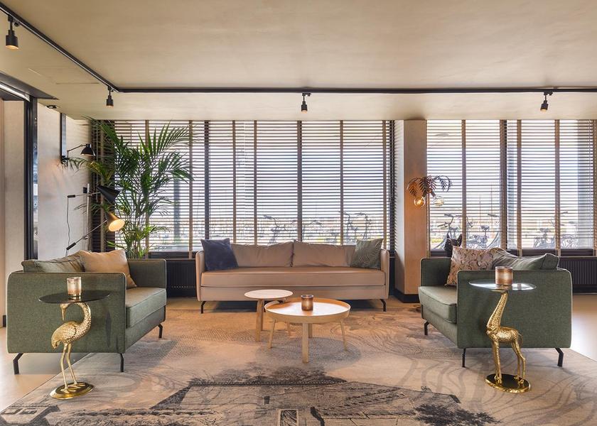 North Holland IJmuiden lobby