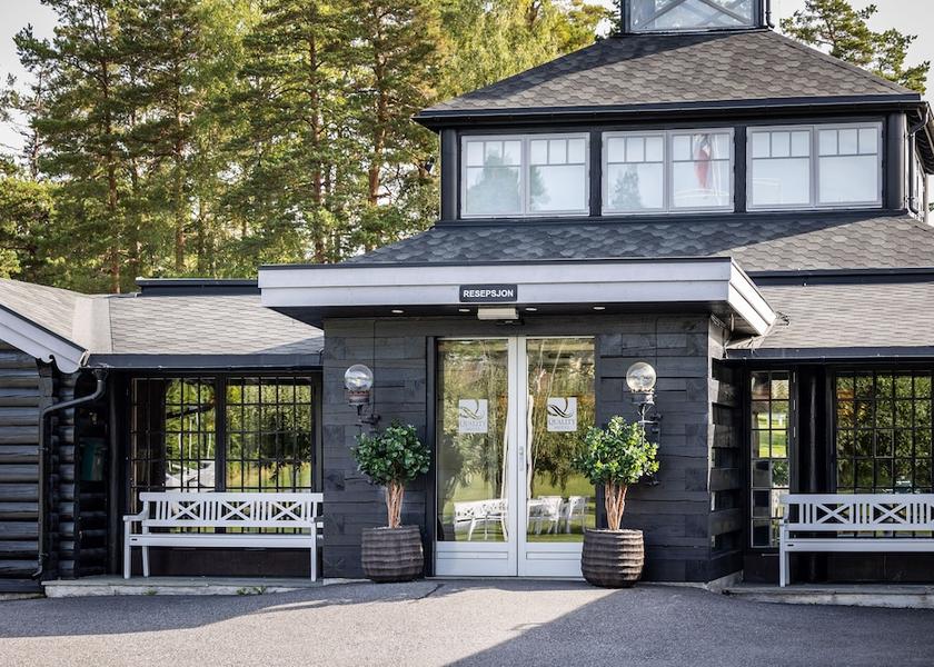 Akershus Asker Property entrance