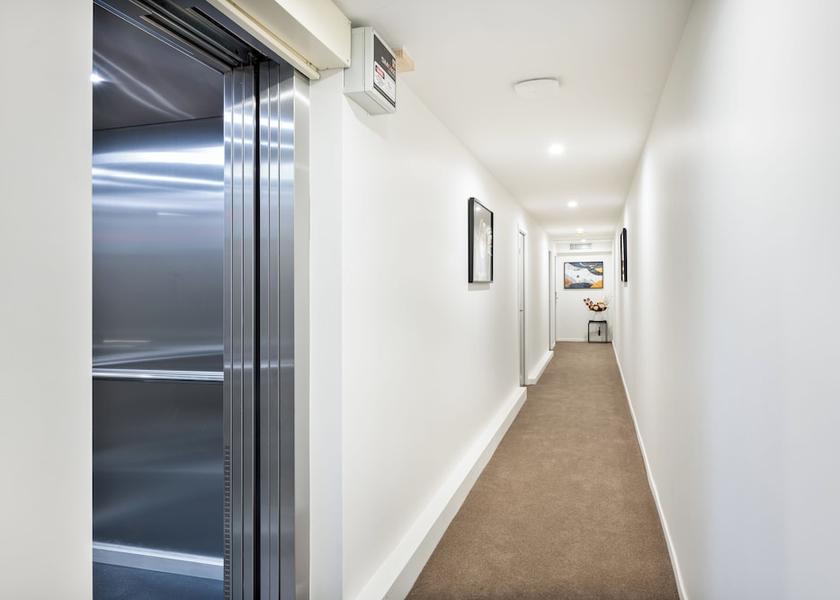 Auckland Region Auckland Room