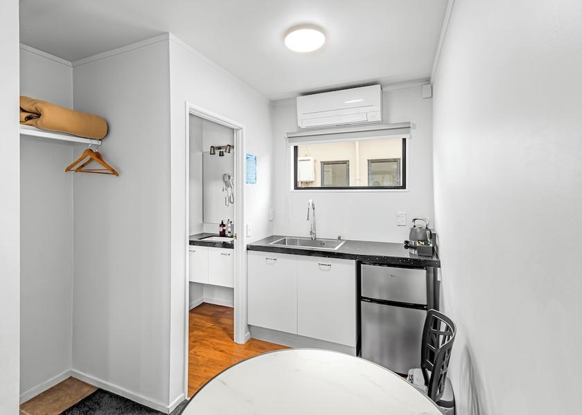 Auckland Region Auckland Private kitchenette