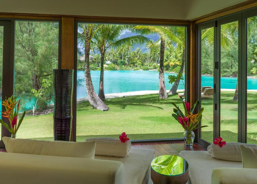  Bora Bora spa