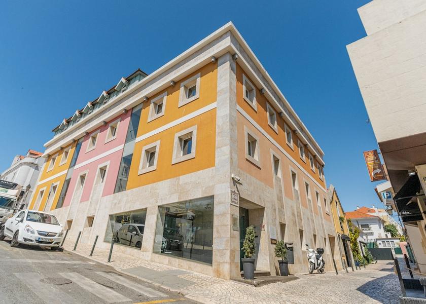  Cascais Front of property