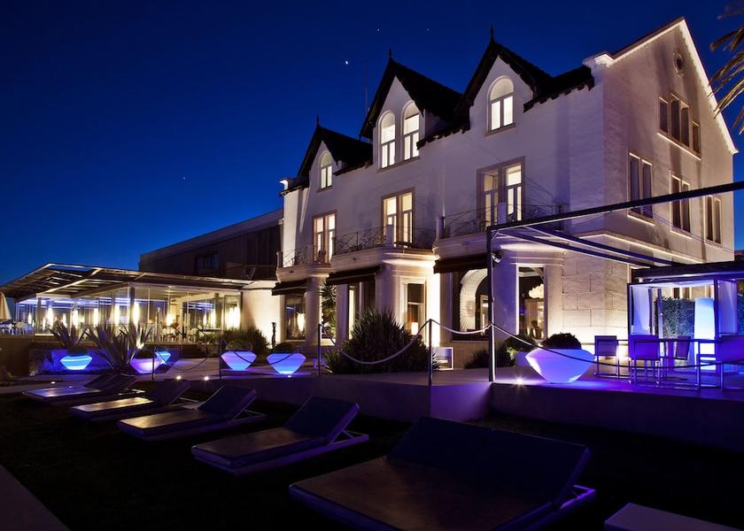 Cascais Front of property