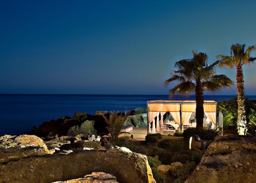  Cascais Front of property
