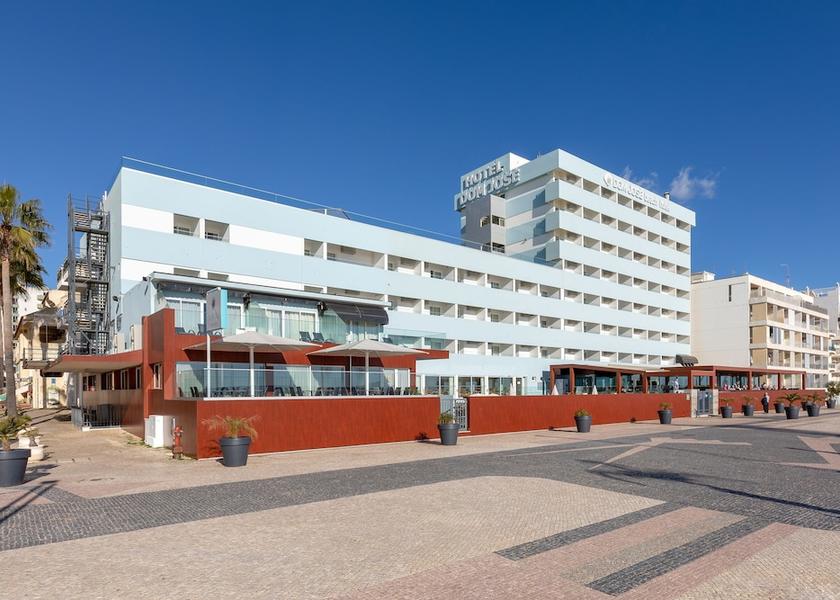 Faro Loulé Front of property - evening/night
