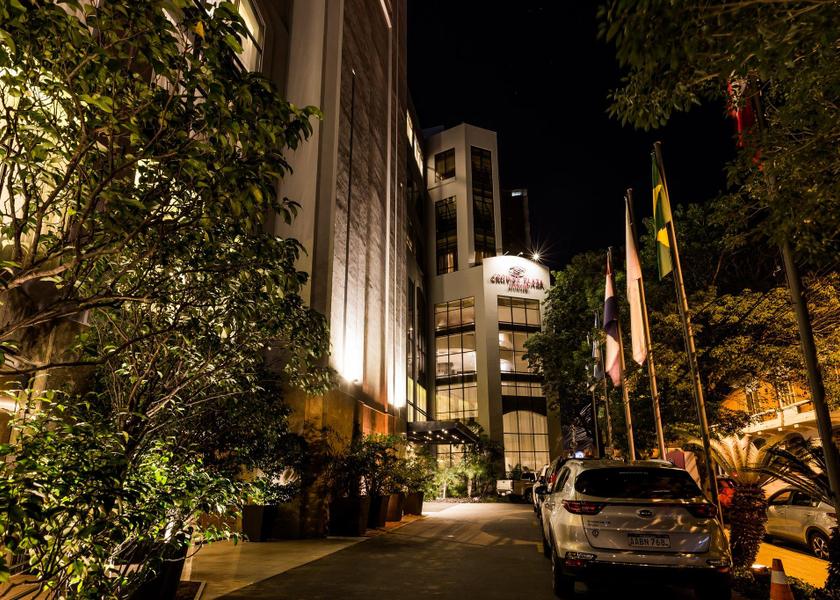  Asuncion exterior view