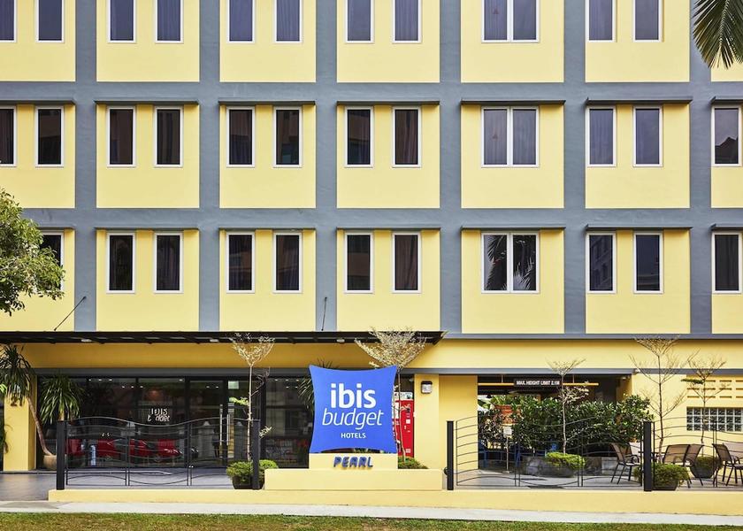  Singapore Exterior