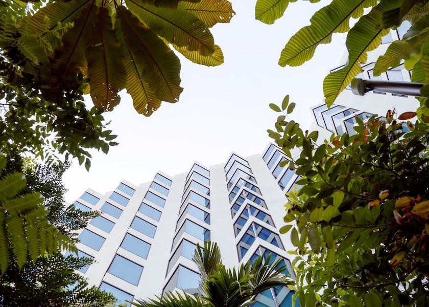  Singapore Exterior Detail