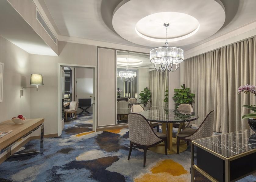  Singapore Room