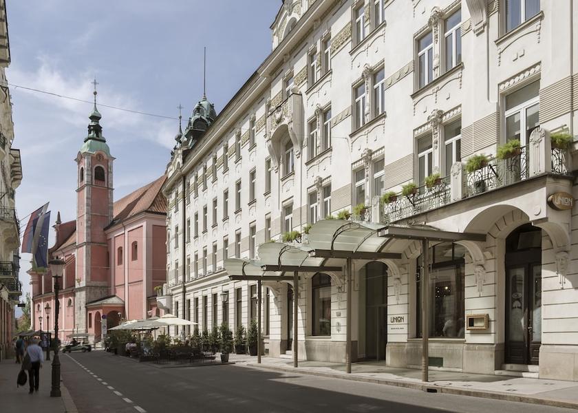  Ljubljana Exterior Detail