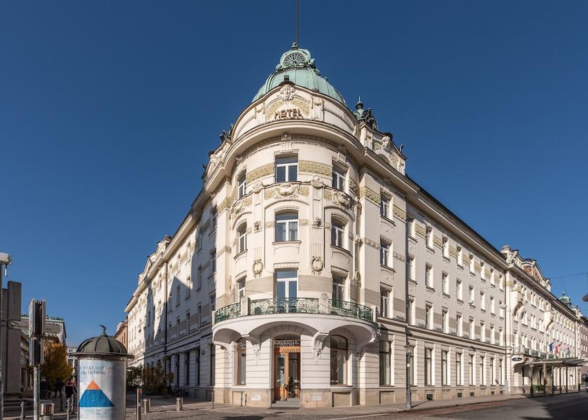  Ljubljana Exterior Detail