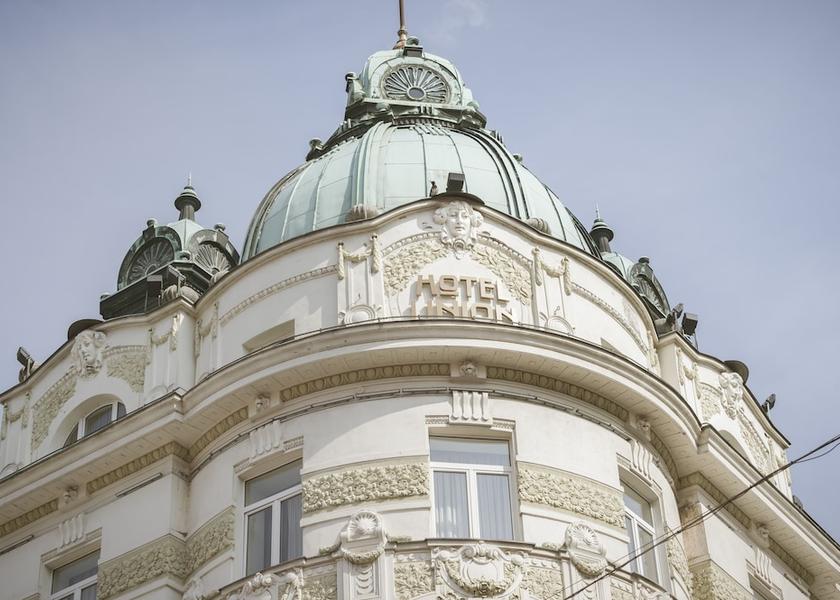  Ljubljana Exterior Detail