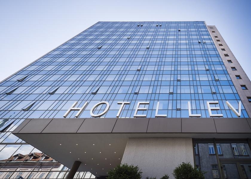  Ljubljana Exterior Detail