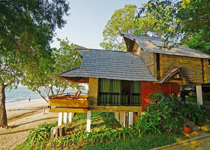 Chonburi Sattahip Beach/ocean view