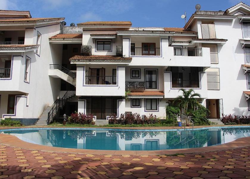 Goa Arpora Pool