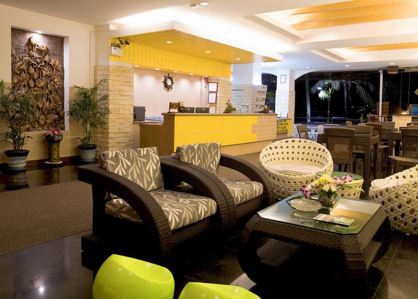 Phuket Province Patong Lobby sitting area