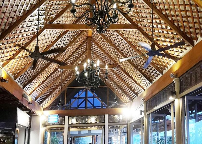 Phuket Province Karon Restaurant