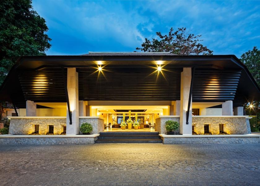 Phuket Patong Entrance