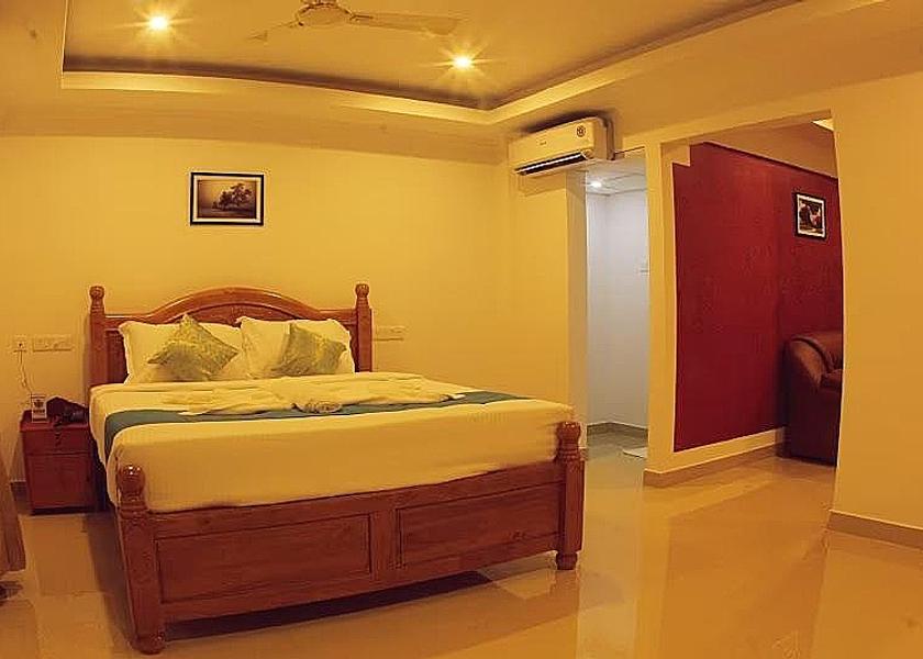Kerala Munnar Super Deluxe - AC